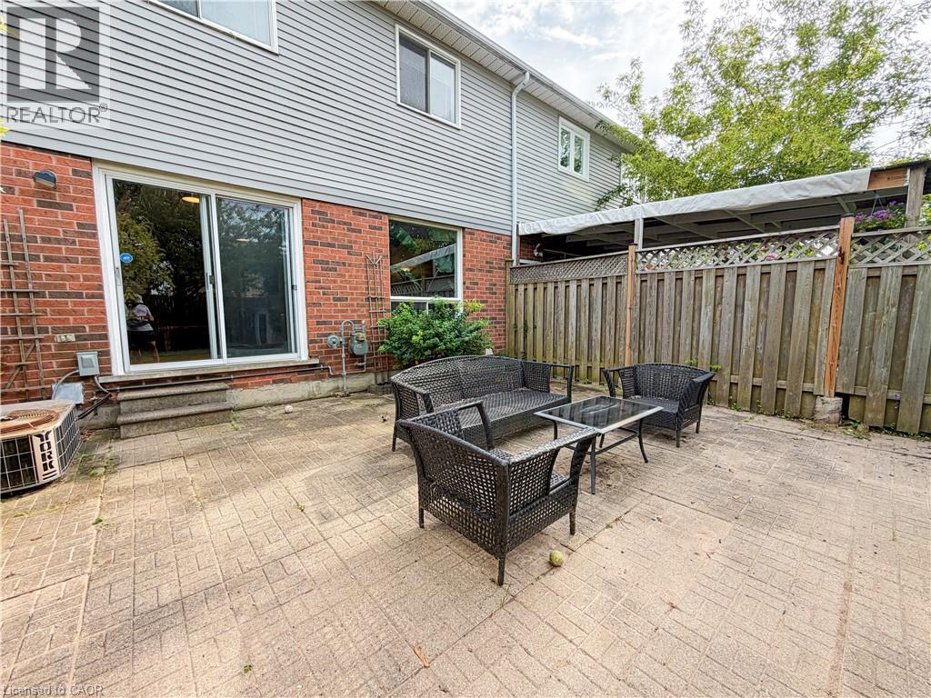 76 Fairgreen Close, Cambridge, Ontario  N1T 1T7 - Photo 40 - 40857266