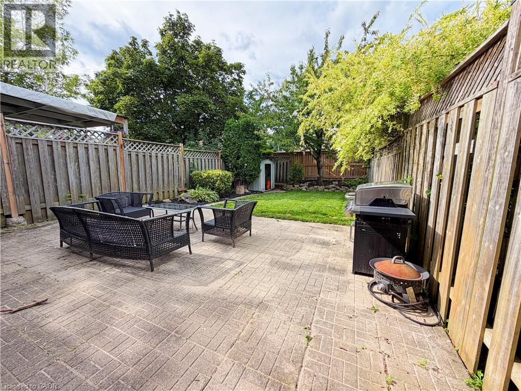 76 Fairgreen Close, Cambridge, Ontario  N1T 1T7 - Photo 34 - 40857266