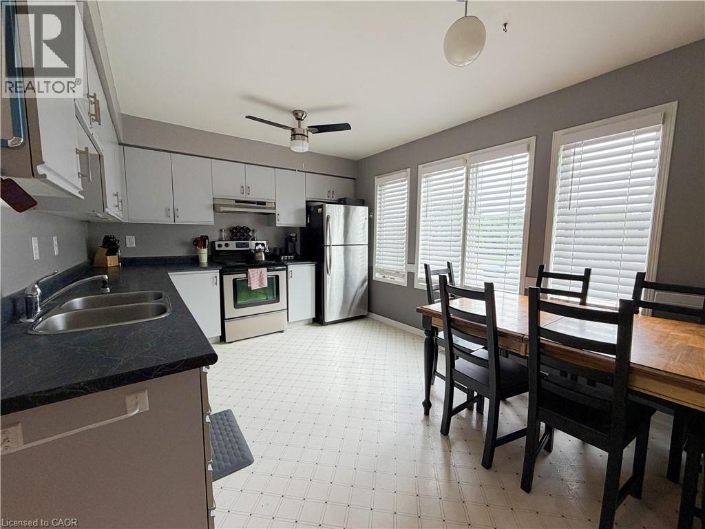 76 Fairgreen Close, Cambridge, Ontario  N1T 1T7 - Photo 17 - 40857266