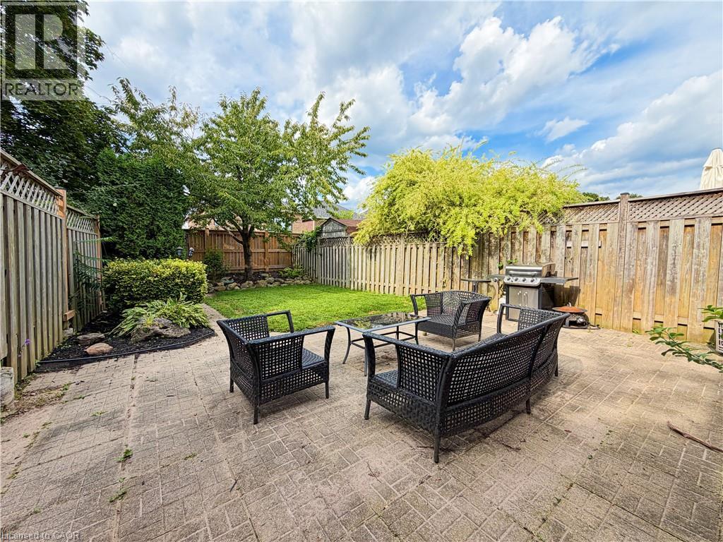 76 Fairgreen Close, Cambridge, Ontario  N1T 1T7 - Photo 35 - 40857266