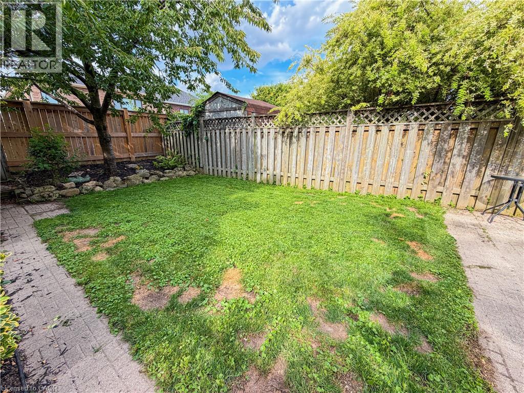 76 Fairgreen Close, Cambridge, Ontario  N1T 1T7 - Photo 39 - 40857266