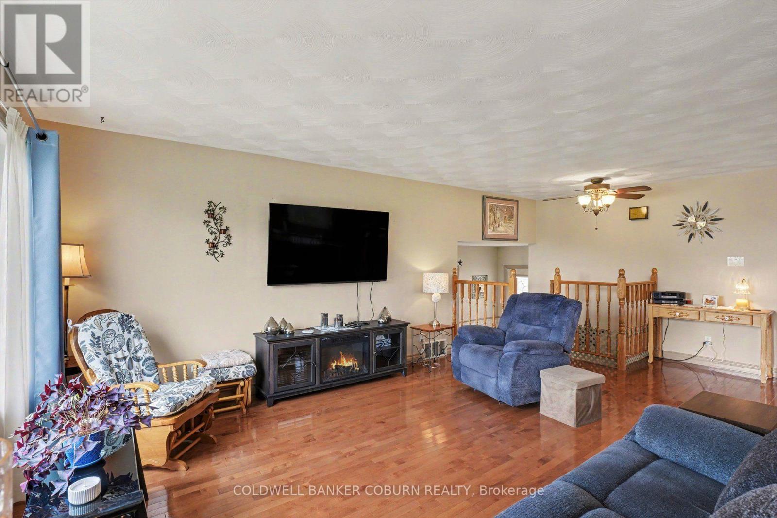 11711 Breezewood Avenue, South Dundas, Ontario  K0C 1X0 - Photo 11 - X13699050