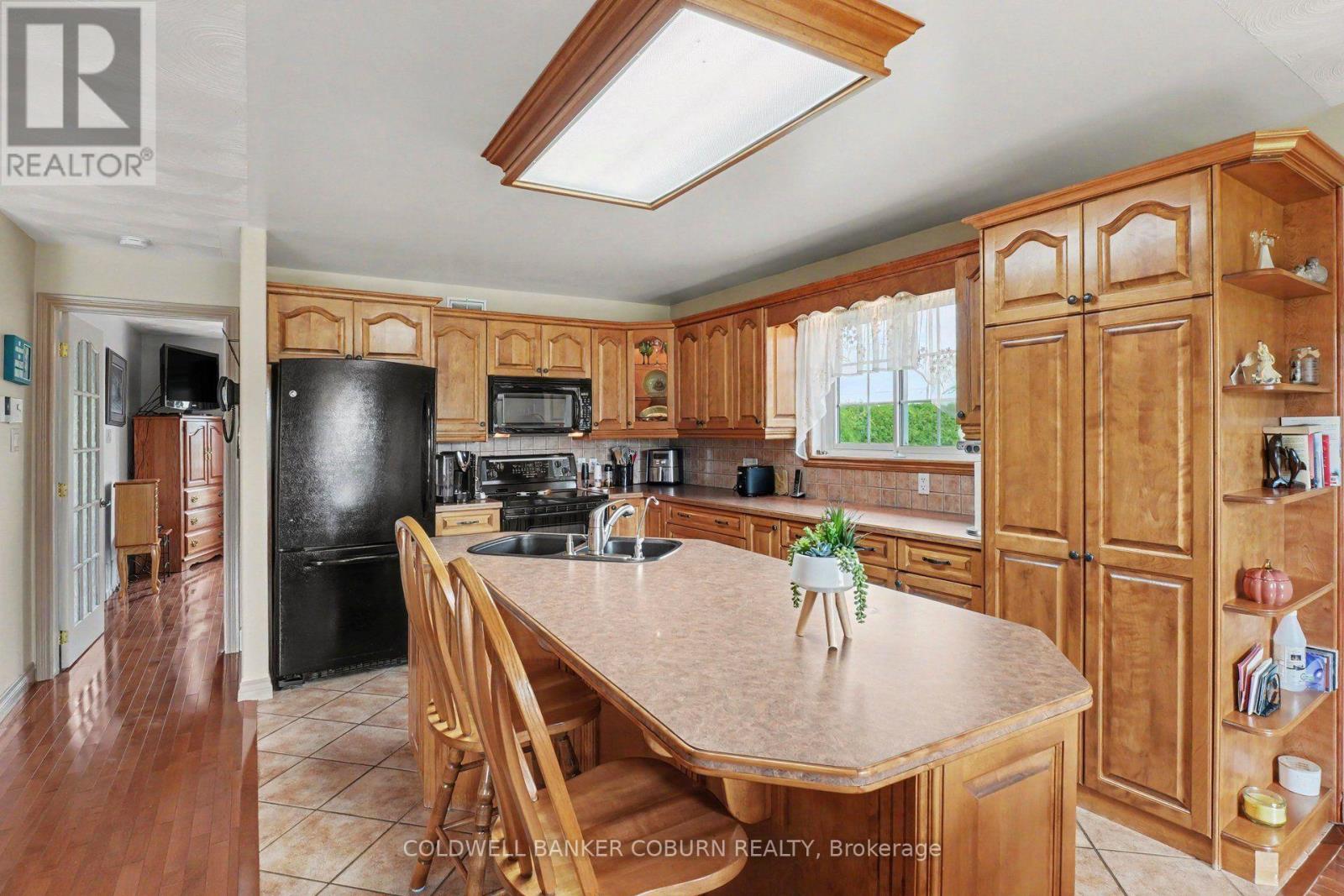 11711 Breezewood Avenue, South Dundas, Ontario  K0C 1X0 - Photo 17 - X13699050