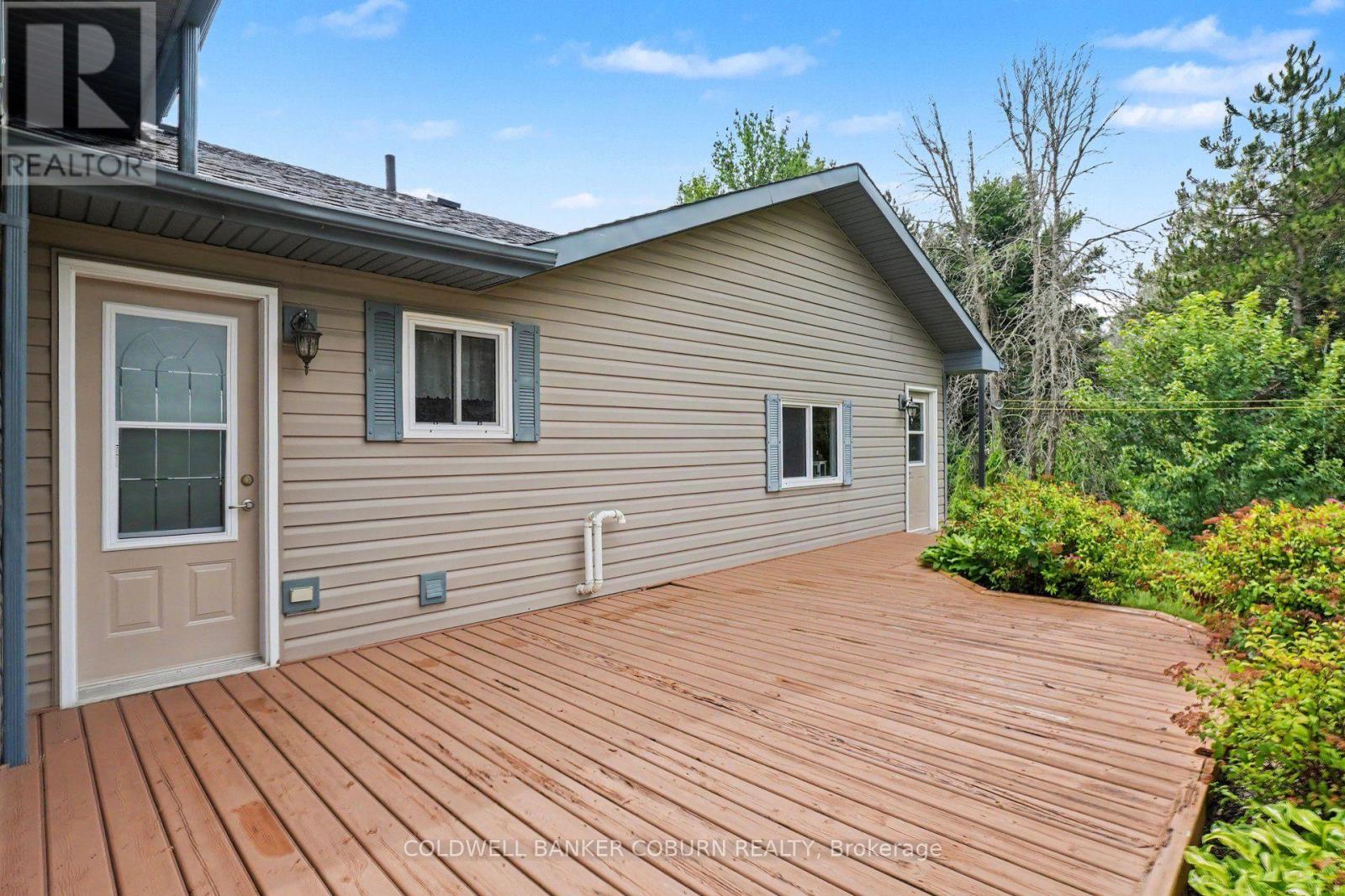 11711 Breezewood Avenue, South Dundas, Ontario  K0C 1X0 - Photo 38 - X13699050