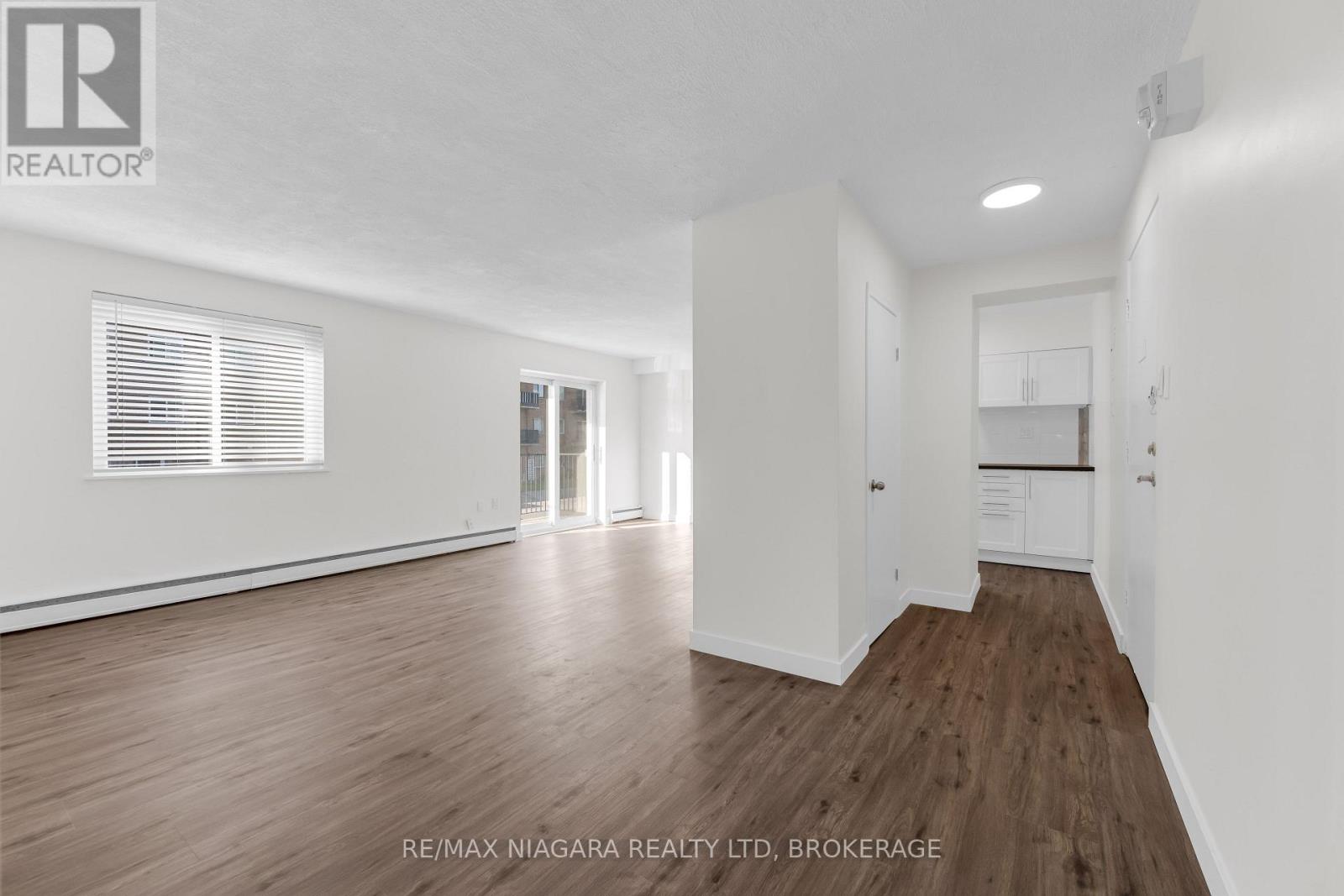 25 - 452 Carlton Street, St. Catharines, Ontario L2M 4X1 - Photo 10 - X13699042