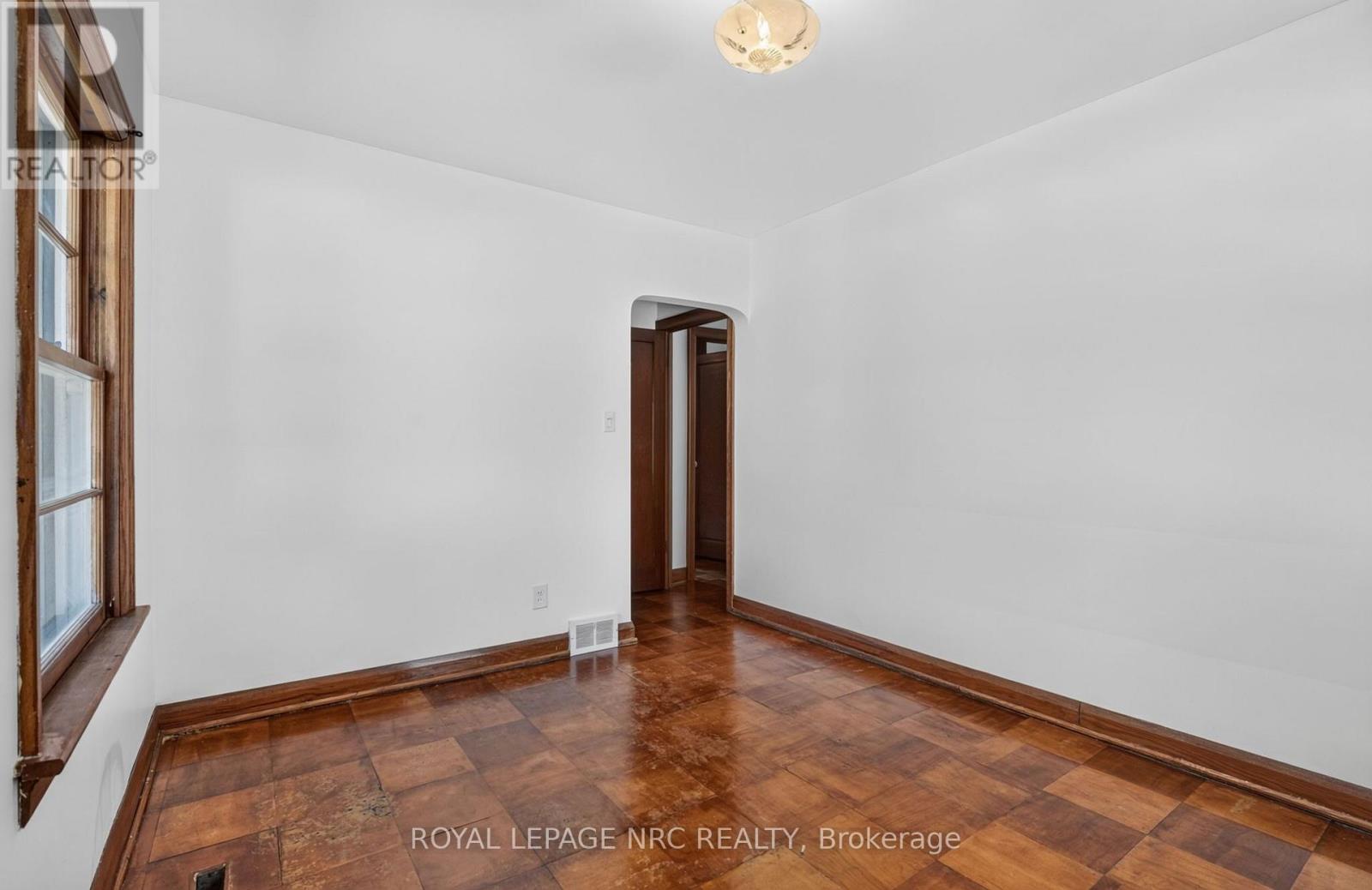 3832 Highland Drive, Fort Erie, Ontario  L0S 1N0 - Photo 10 - X13699058