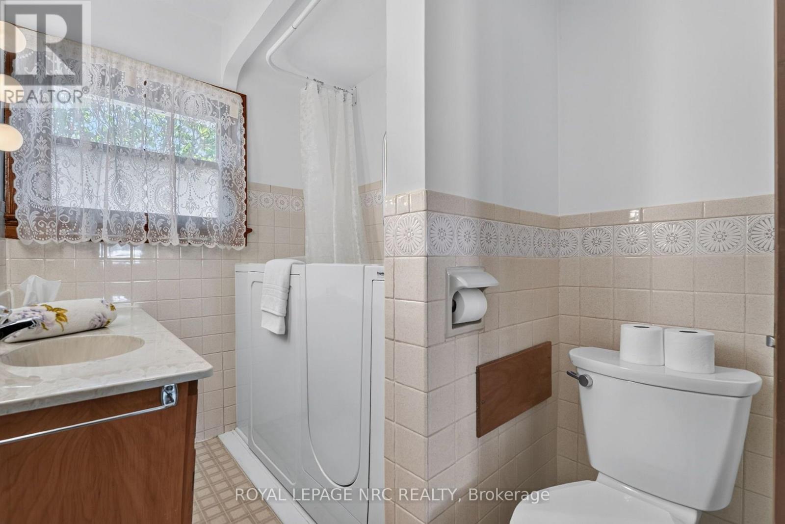 3832 Highland Drive, Fort Erie, Ontario  L0S 1N0 - Photo 6 - X13699058