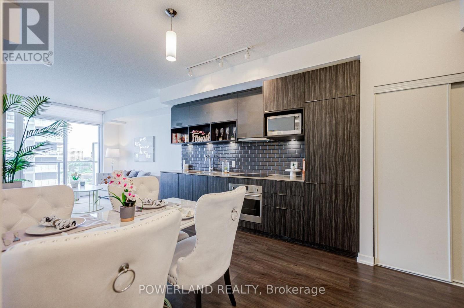 807 - 52 Forest Manor Road, Toronto, Ontario  M2J 0E2 - Photo 5 - C13699074