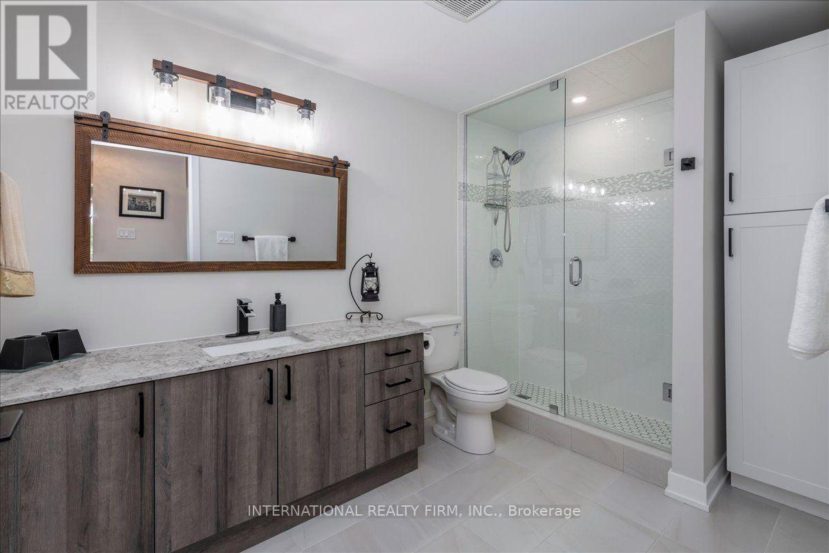 301 - 8 Culinary Lane, Barrie, Ontario L9J 0T2 - Photo 18 - S13699052
