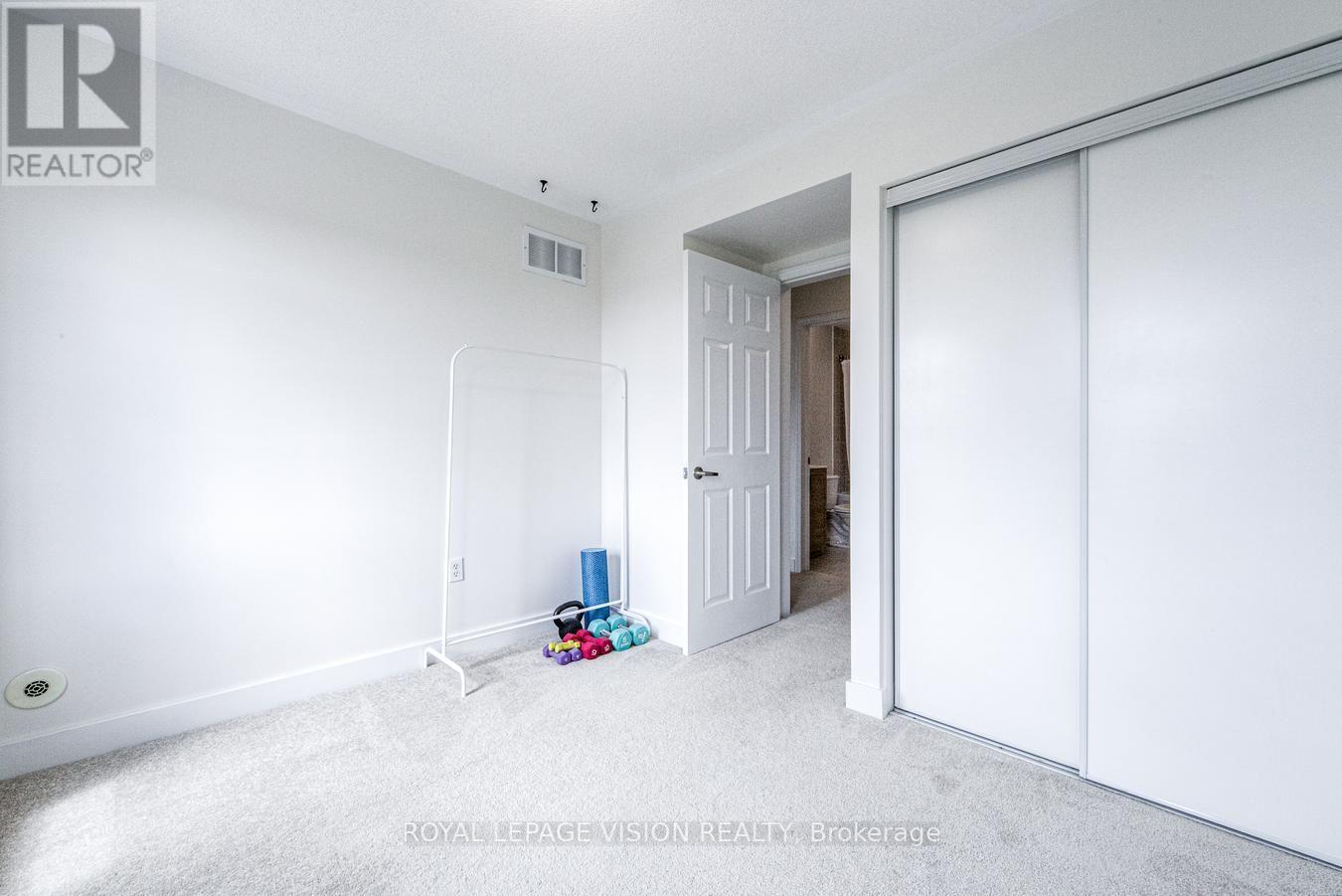 40 - 2614 Dashwood Drive, Oakville, Ontario  L6M 0K5 - Photo 15 - W13699054