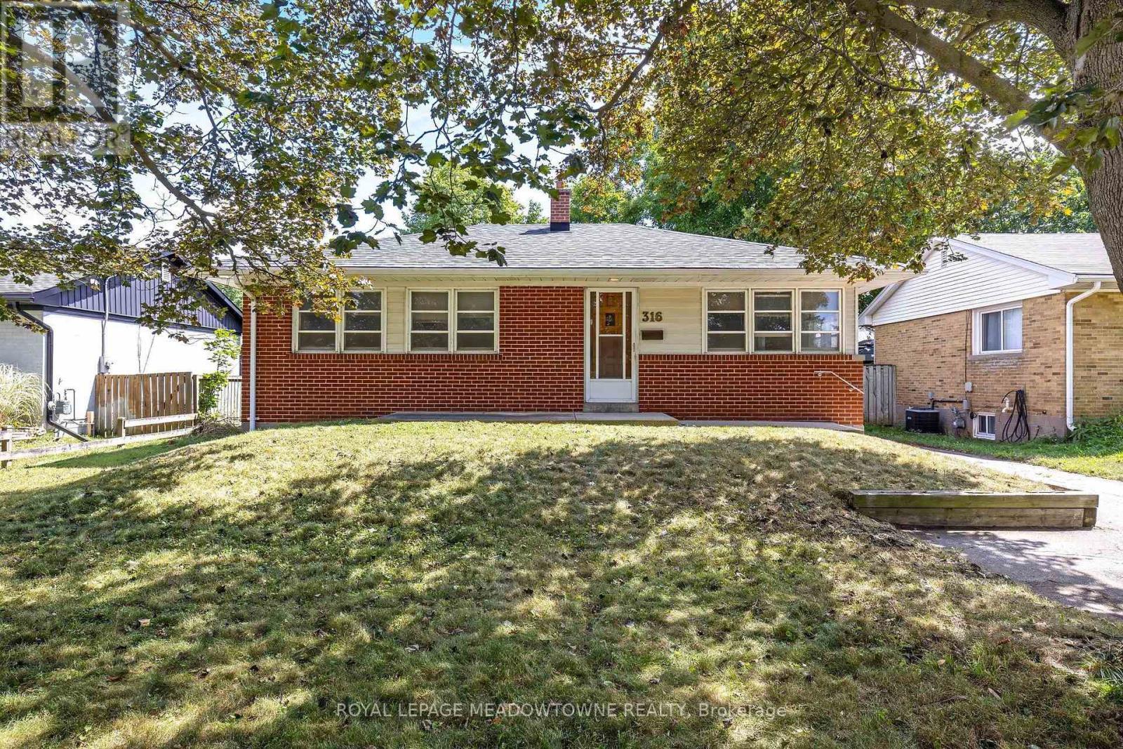 316 Westcott Road, Halton Hills, Ontario  L7J 1R3 - Photo 1 - W13699078