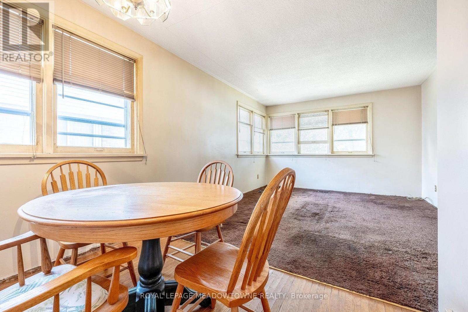 316 Westcott Road, Halton Hills, Ontario  L7J 1R3 - Photo 11 - W13699078