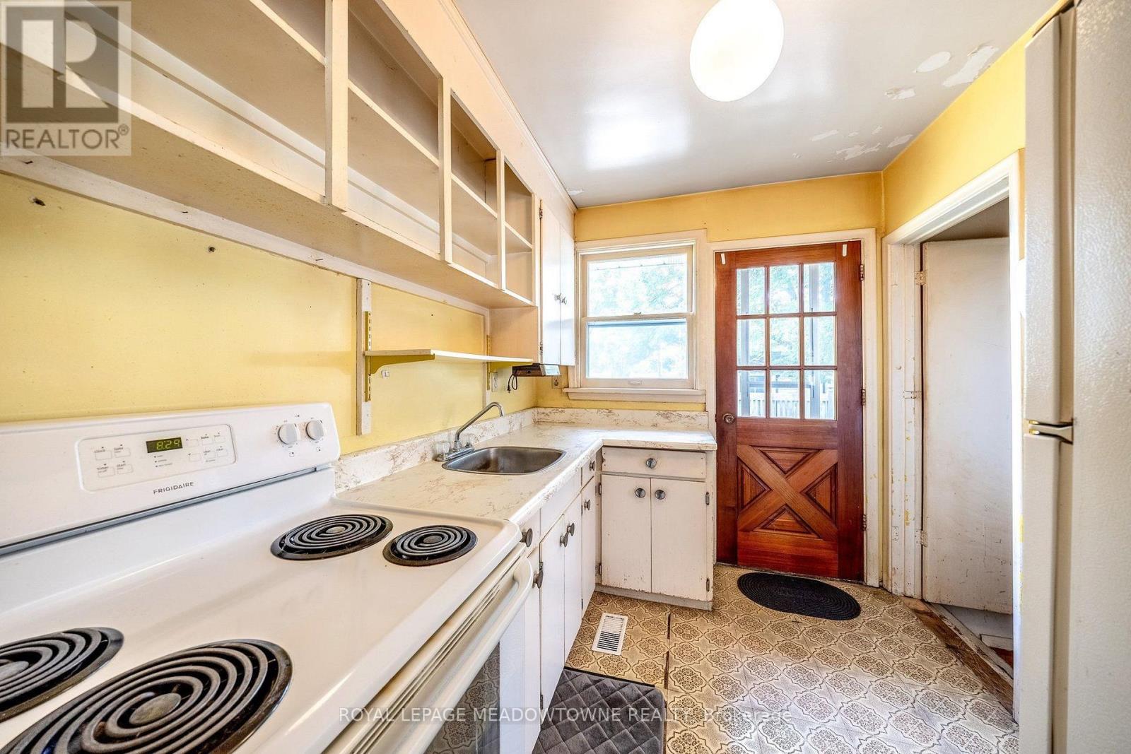 316 Westcott Road, Halton Hills, Ontario  L7J 1R3 - Photo 12 - W13699078
