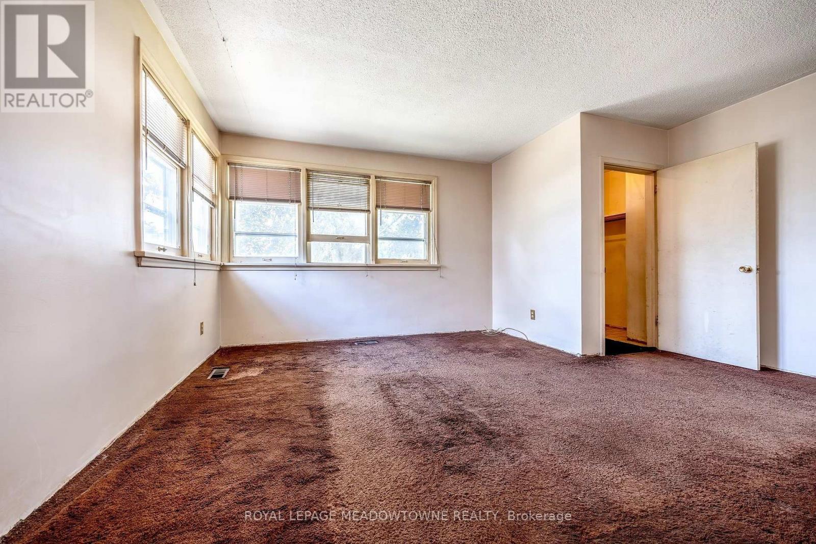 316 Westcott Road, Halton Hills, Ontario  L7J 1R3 - Photo 7 - W13699078