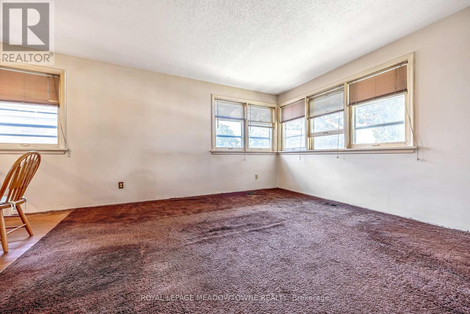 316 Westcott Road, Halton Hills, Ontario  L7J 1R3 - Photo 8 - W13699078