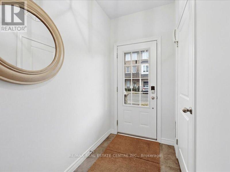 9 - 122 Dundas Street E, Hamilton, Ontario  L9H 7N3 - Photo 4 - X13699076