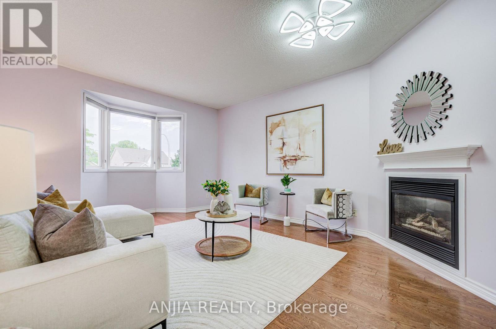 7 Allayden Drive, Whitby, Ontario  L1P 1L5 - Photo 10 - E13660548
