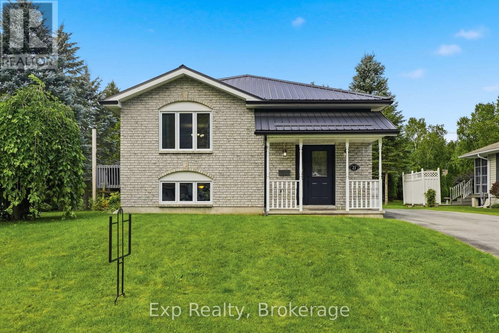 21 SOUTH MALONEY STREET, Marmora and Lake, Ontario