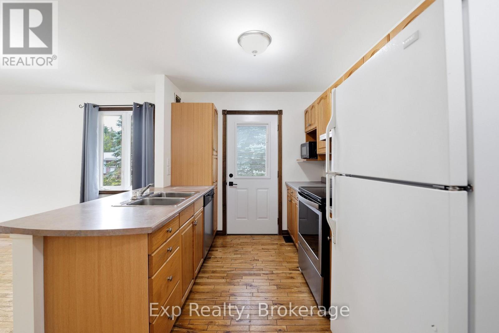 21 South Maloney Street, Marmora And Lake, Ontario  K0K 2M0 - Photo 13 - X13699156