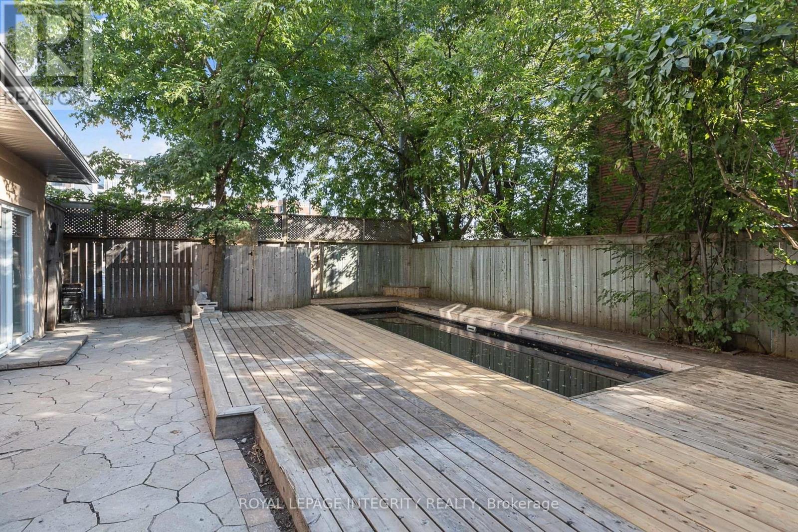 240 Blackburn Avenue, Ottawa, Ontario  K1N 8A8 - Photo 40 - X13699172