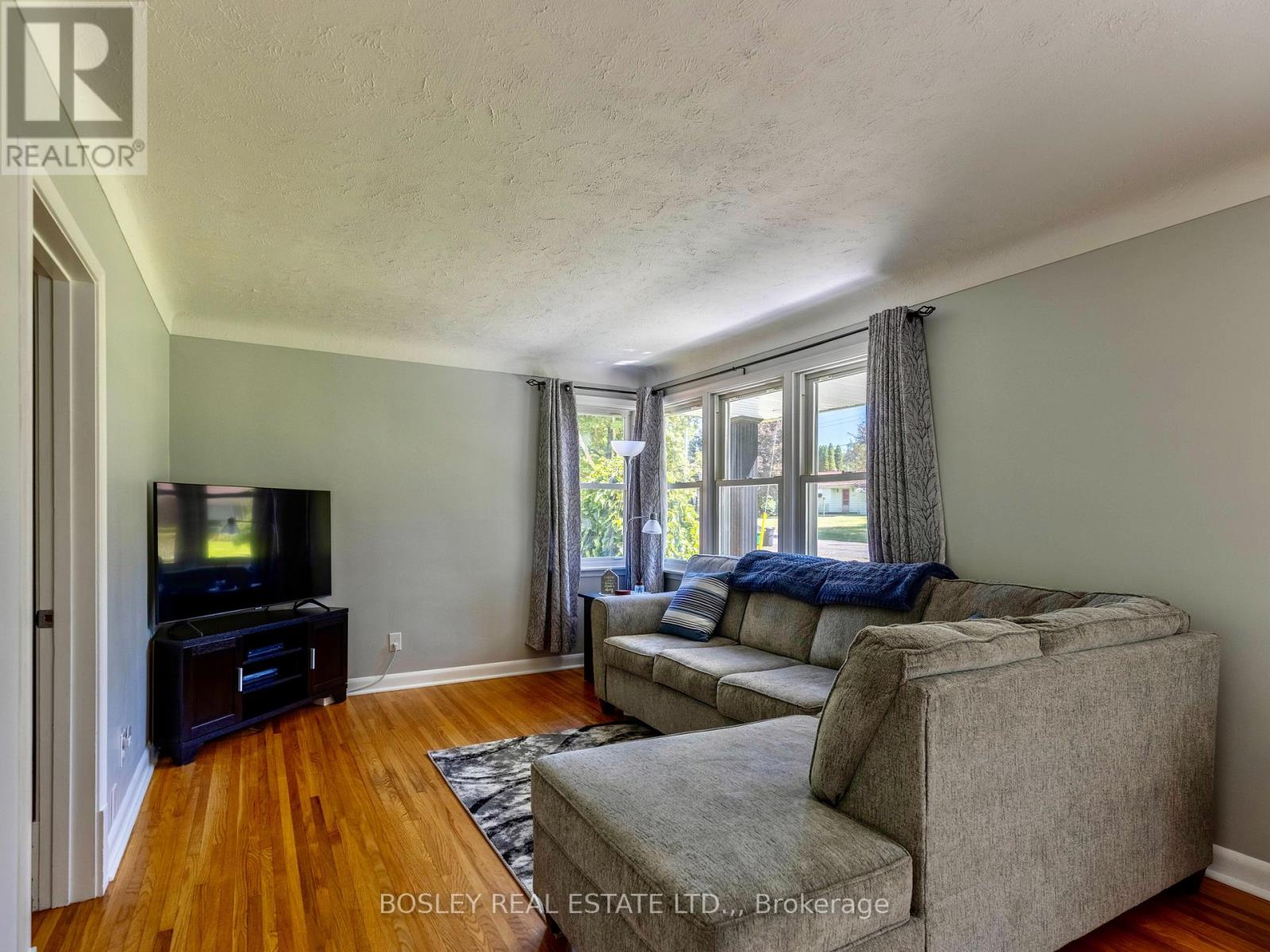 1180 Sunset Drive, Pelham (Fenwick), Ontario  L0S 1C0 - Photo 10 - X13699096