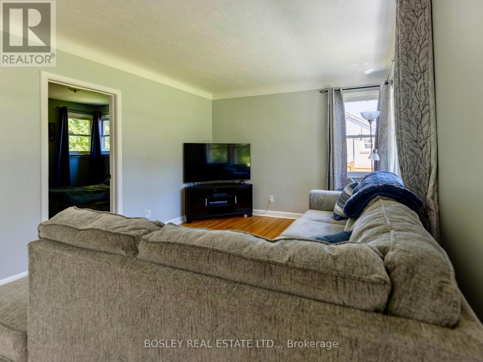 1180 Sunset Drive, Pelham (Fenwick), Ontario  L0S 1C0 - Photo 11 - X13699096