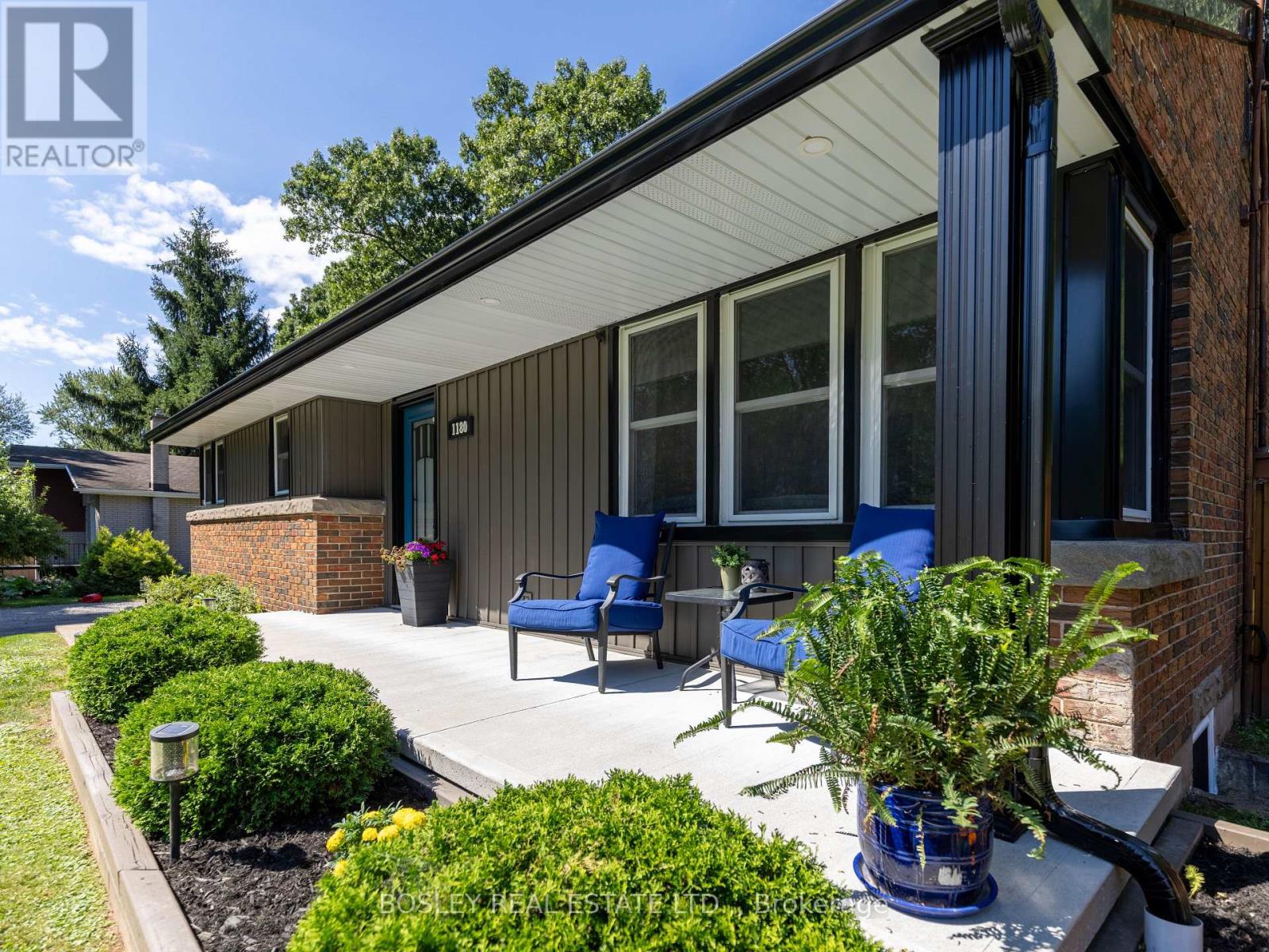 1180 Sunset Drive, Pelham (Fenwick), Ontario  L0S 1C0 - Photo 4 - X13699096