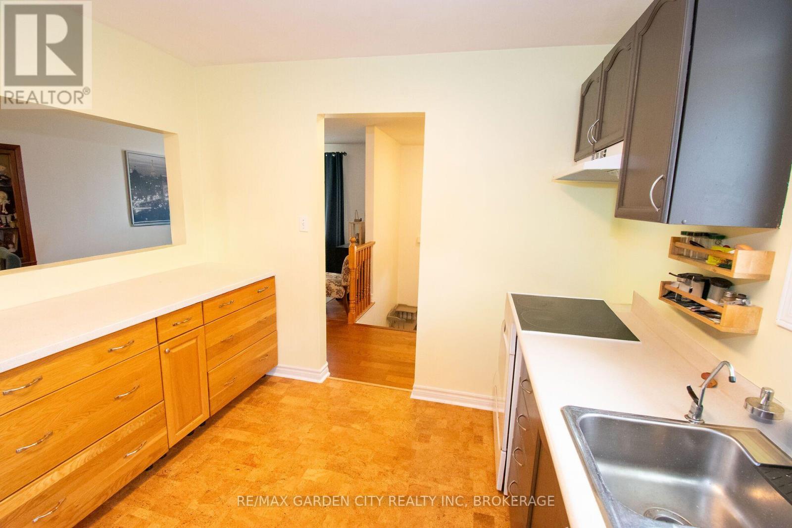 93 Northwood Drive, Welland (N. Welland), Ontario  L3C 6S3 - Photo 20 - X13699194