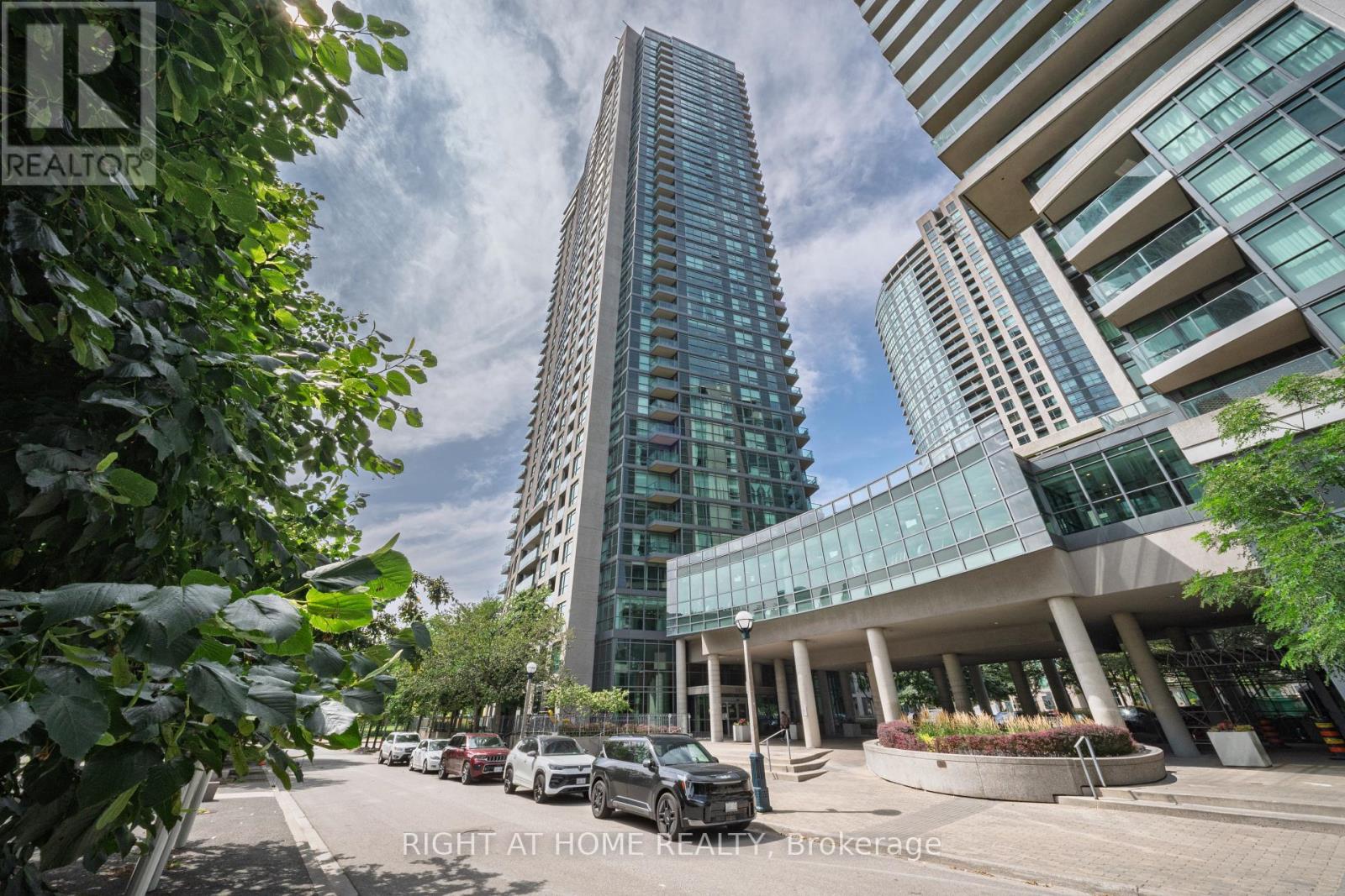 1206 - 215 FORT YORK BOULEVARD, Toronto, Ontario