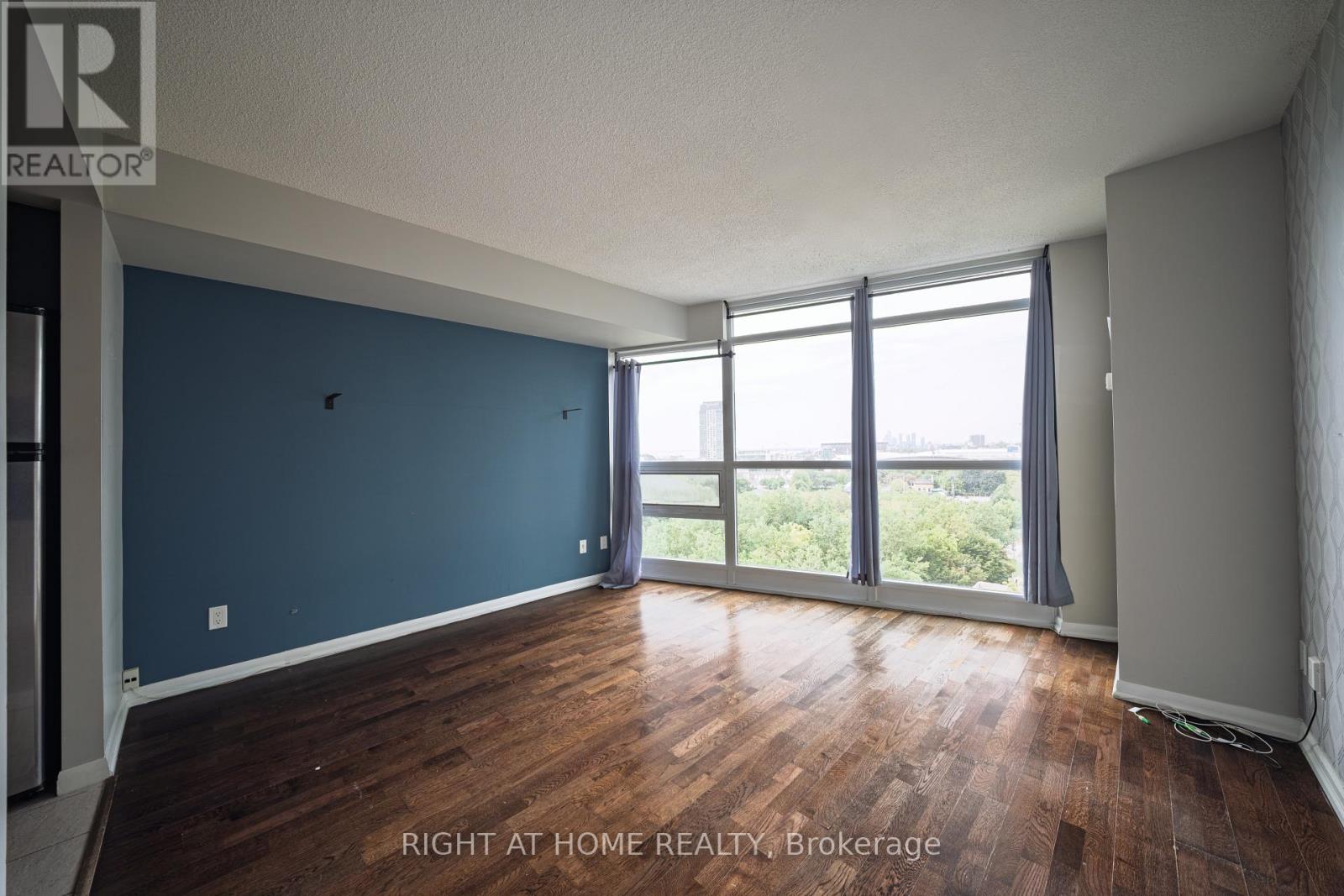 1206 - 215 Fort York Boulevard, Toronto, Ontario M5V 4A2 - Photo 11 - C13699098