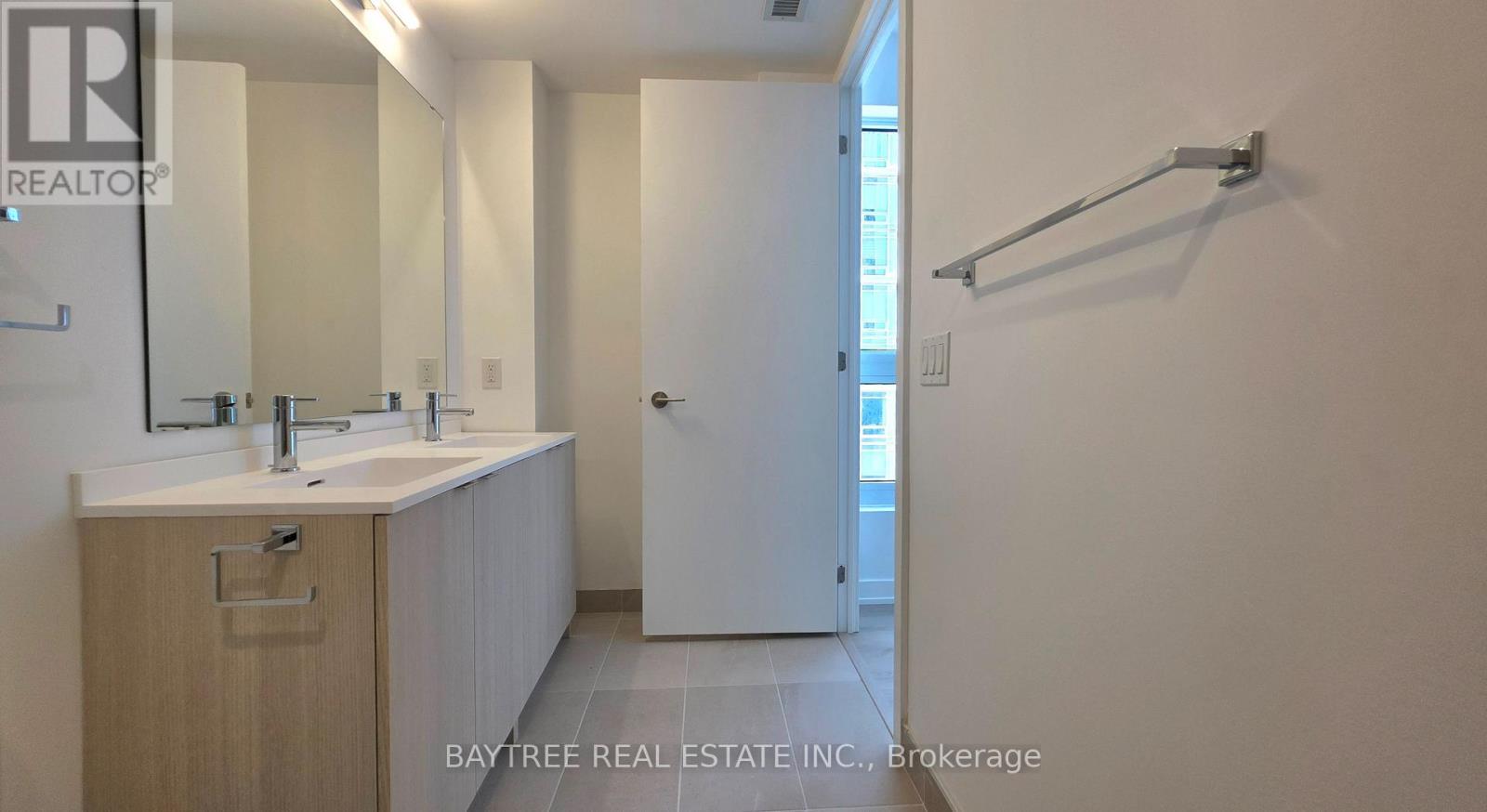 1611 - 100 Queen Street E, Toronto, Ontario  M5C 0B5 - Photo 17 - C13699120