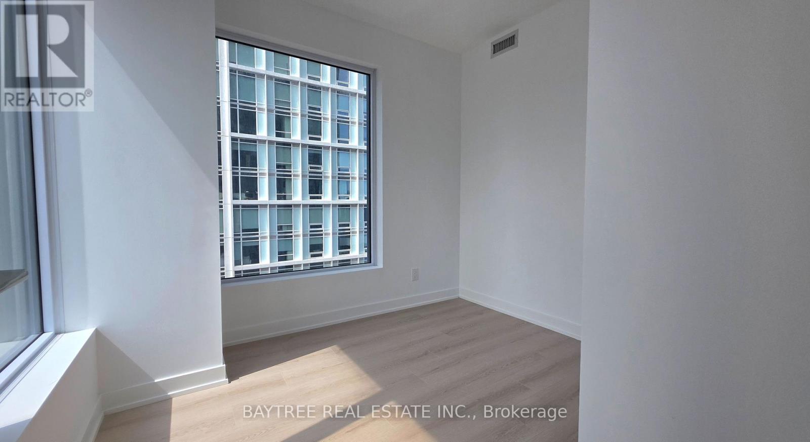 1611 - 100 Queen Street E, Toronto, Ontario  M5C 0B5 - Photo 3 - C13699120