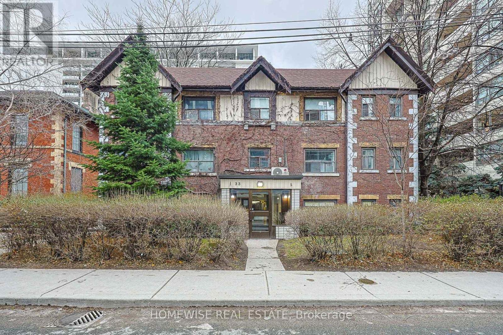 204 - 33 MAITLAND STREET, Toronto, Ontario