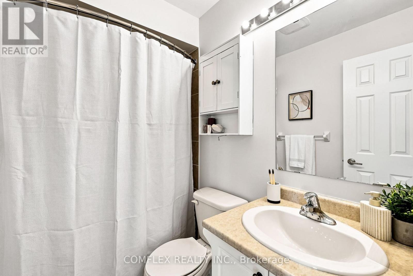 5 Rich Crescent, Whitby, Ontario L1P 1V9 - Photo 28 - E13699114