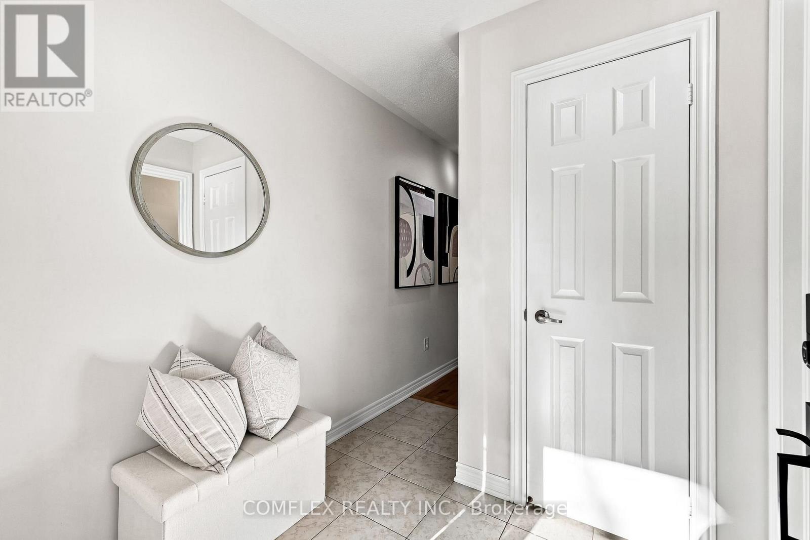 5 Rich Crescent, Whitby, Ontario L1P 1V9 - Photo 5 - E13699114
