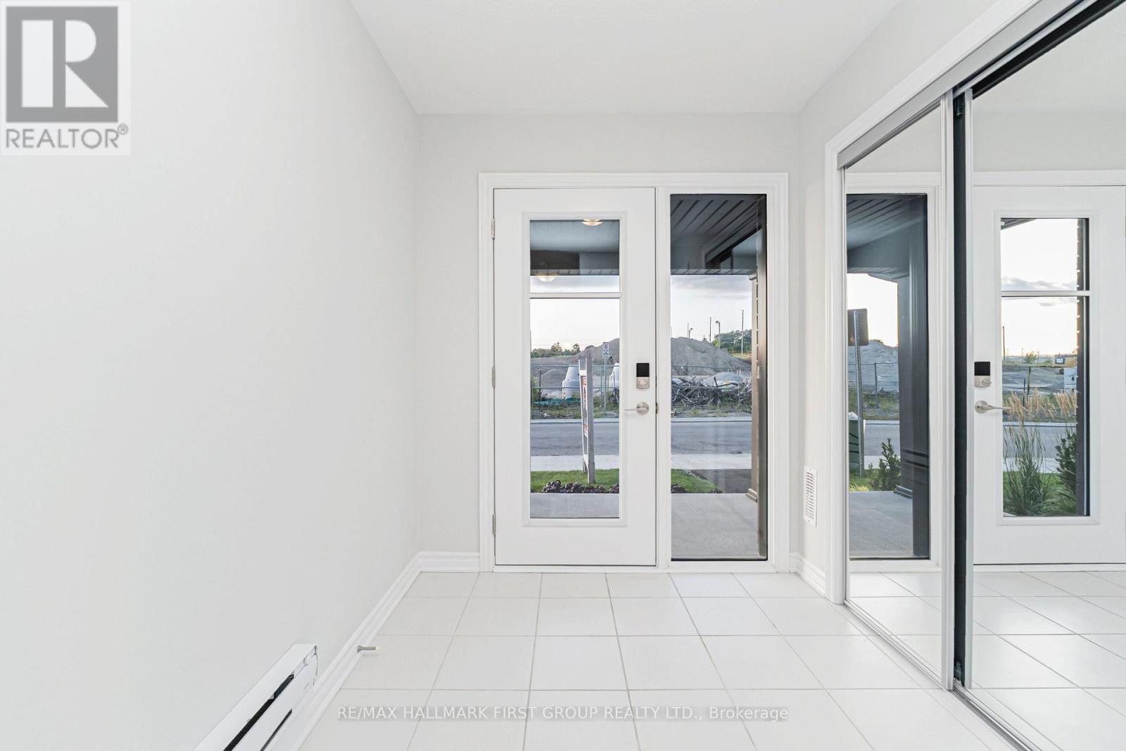 1178 Greentree Path, Oshawa, Ontario L1H 8L7 - Photo 5 - E13699146