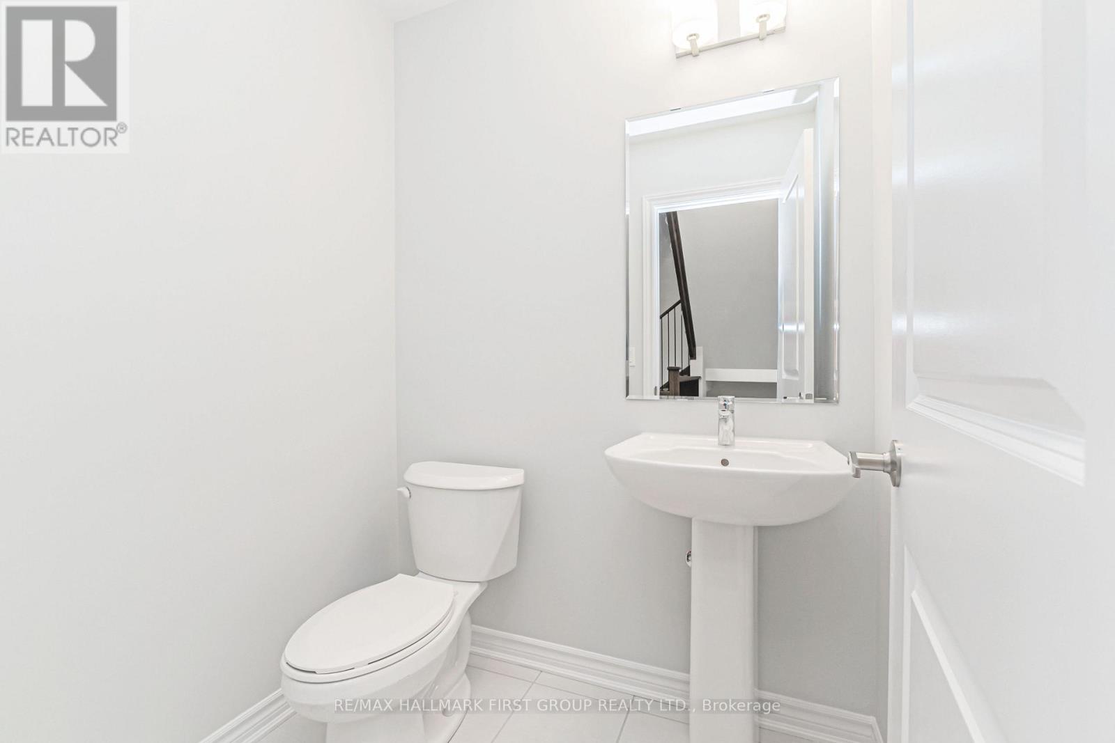 1178 Greentree Path, Oshawa, Ontario L1H 8L7 - Photo 7 - E13699146