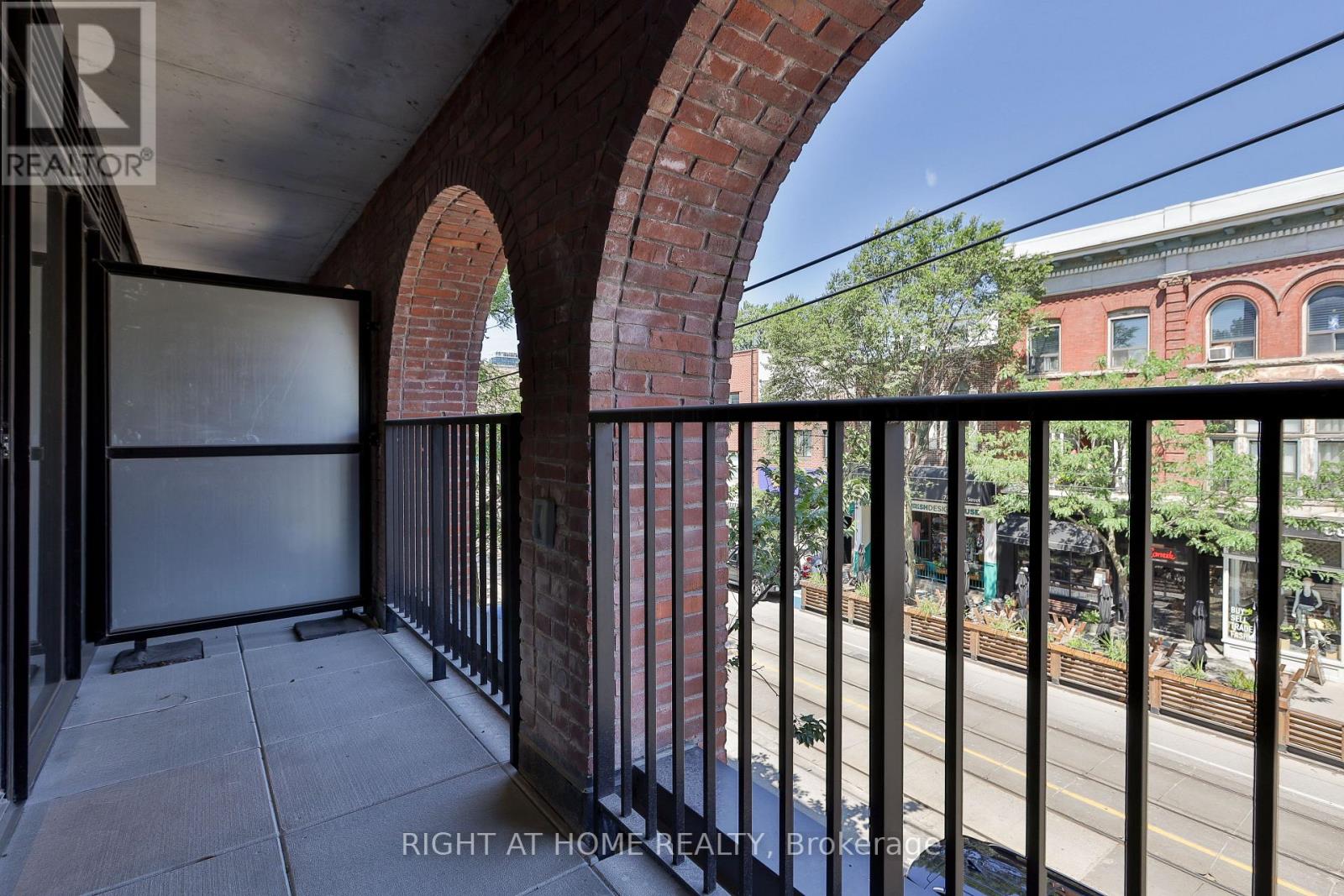 203 - 761 Queen Street E, Toronto, Ontario M4M 1H3 - Photo 4 - E13699178