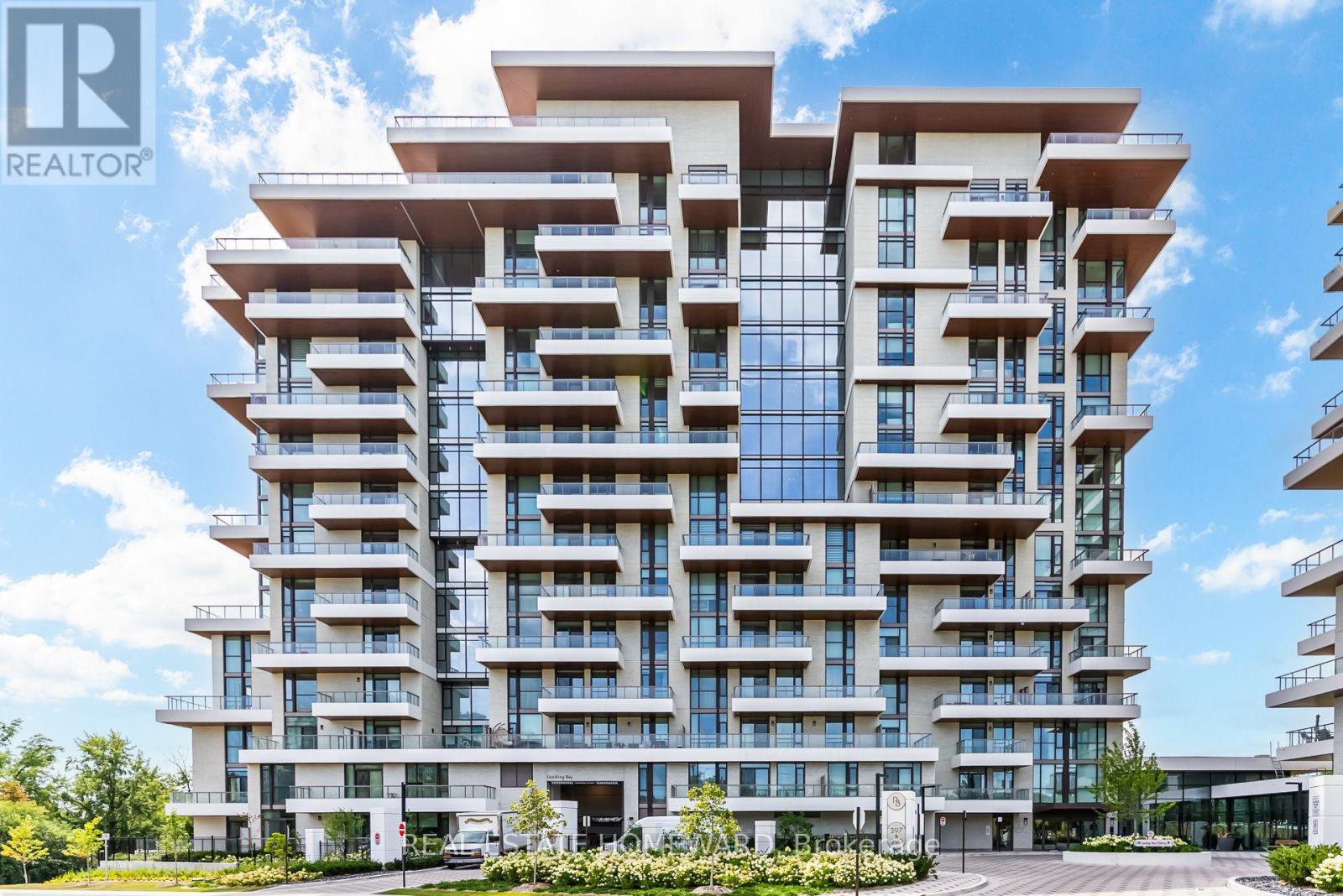 397 Royal Orchard Boulevard E, Markham, Ontario L3T 0H3 - Photo 2 - N13699112