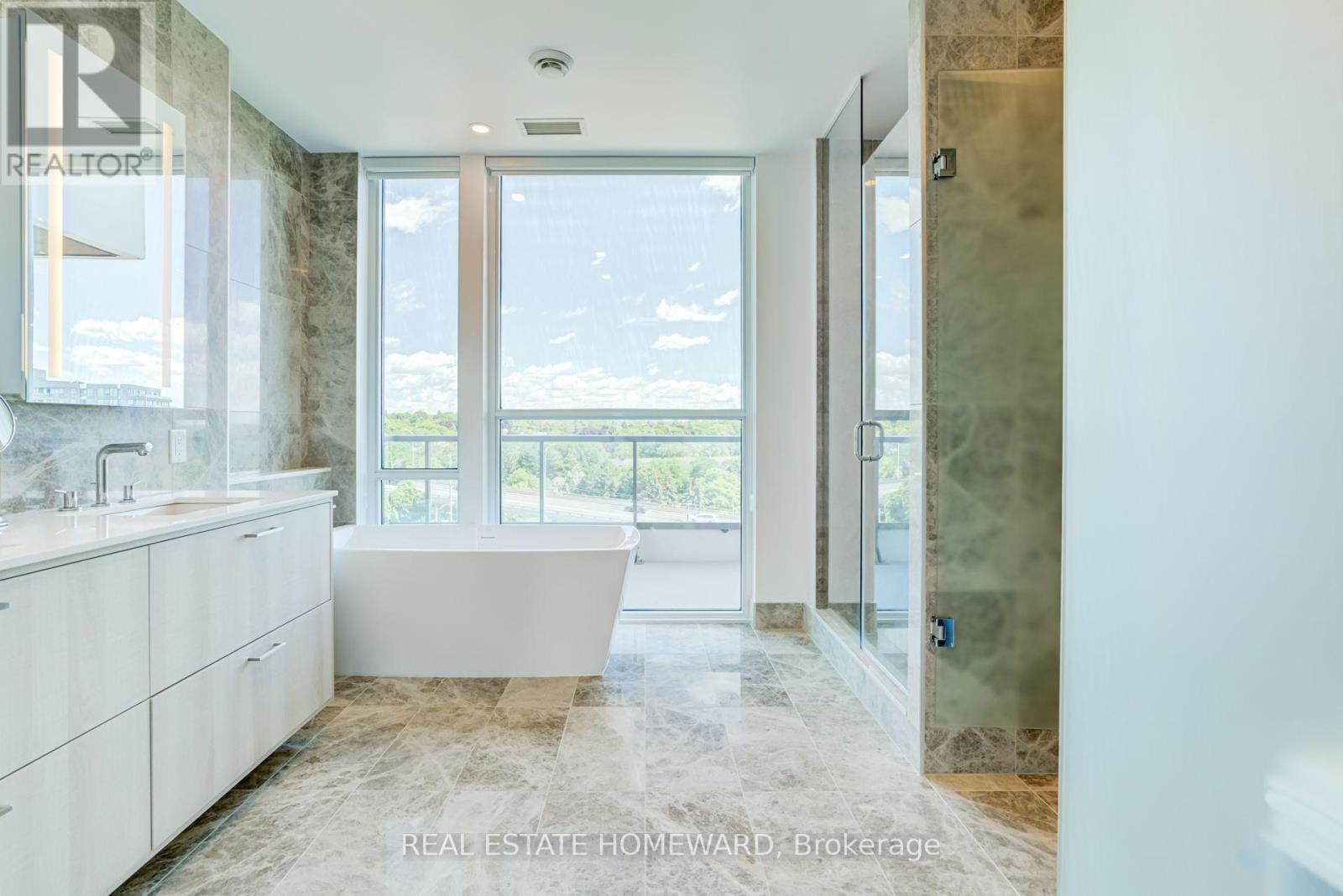 397 Royal Orchard Boulevard E, Markham, Ontario L3T 0H3 - Photo 24 - N13699112