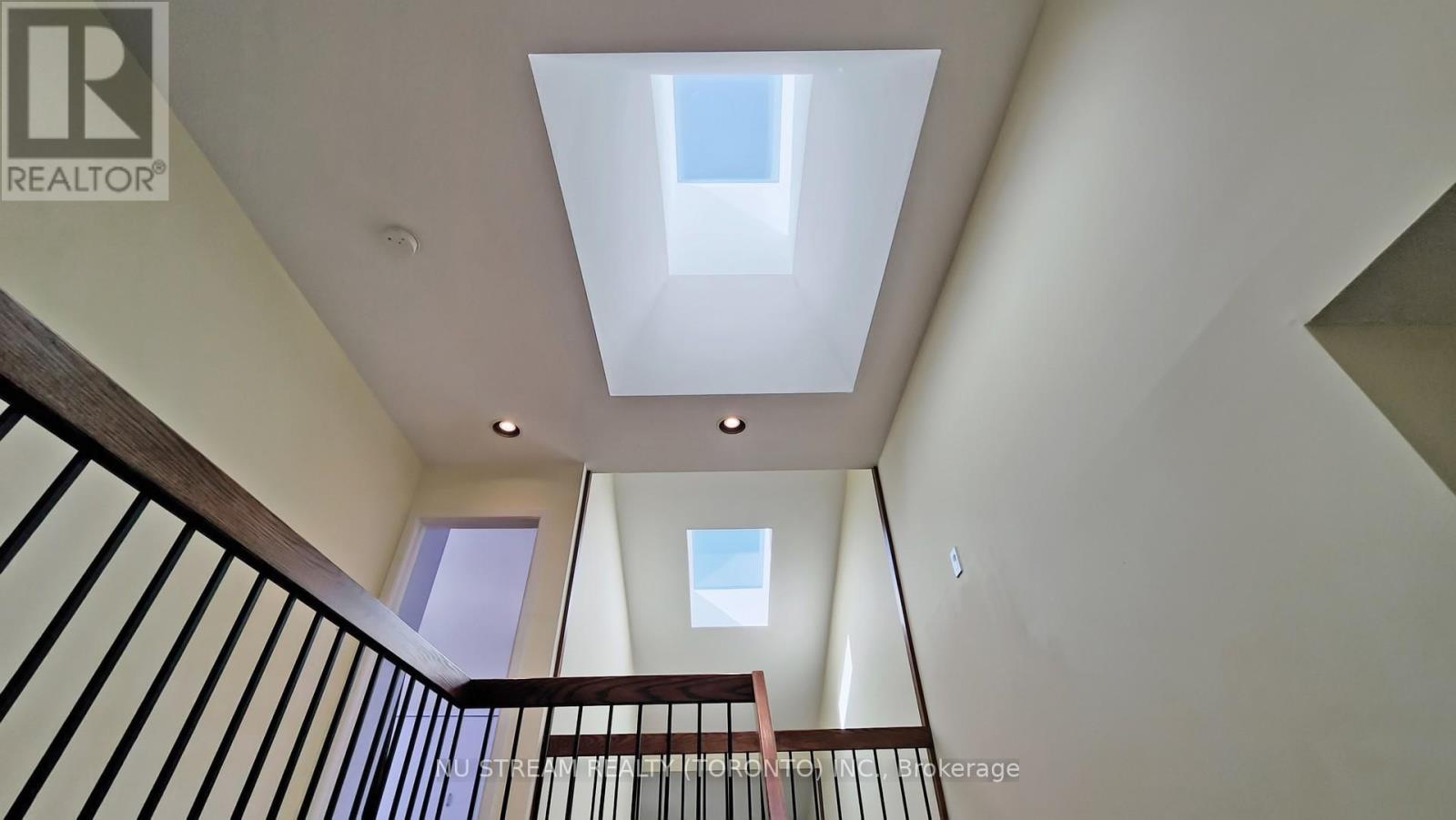 15 Bond Crescent, Richmond Hill, Ontario L4E 3K2 - Photo 19 - N13699122