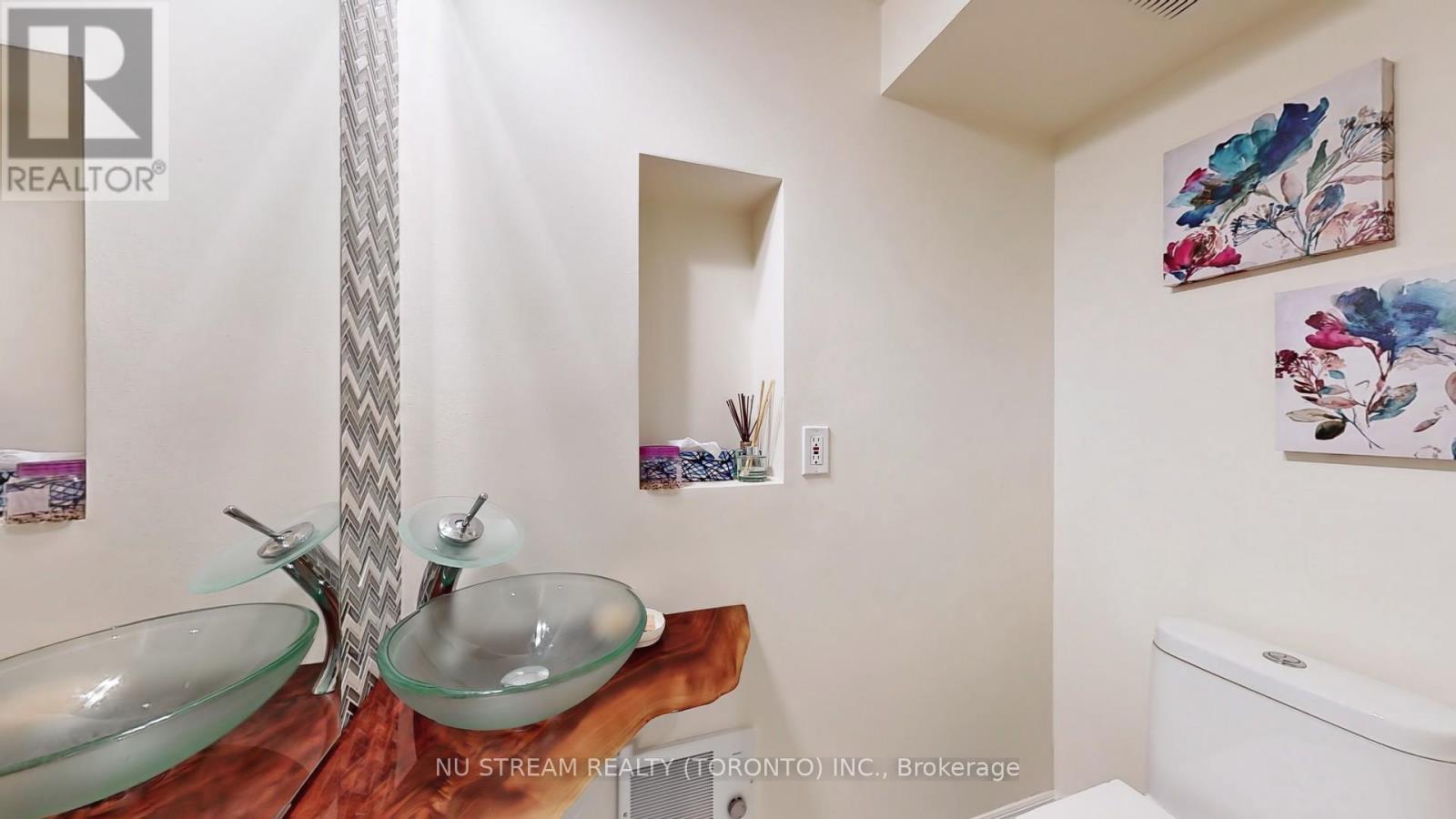 15 Bond Crescent, Richmond Hill, Ontario L4E 3K2 - Photo 34 - N13699122