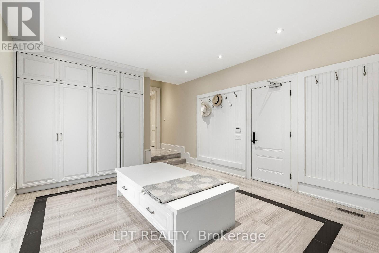 256 Patricia Drive, King, Ontario L7B 1H3 - Photo 21 - N13699128
