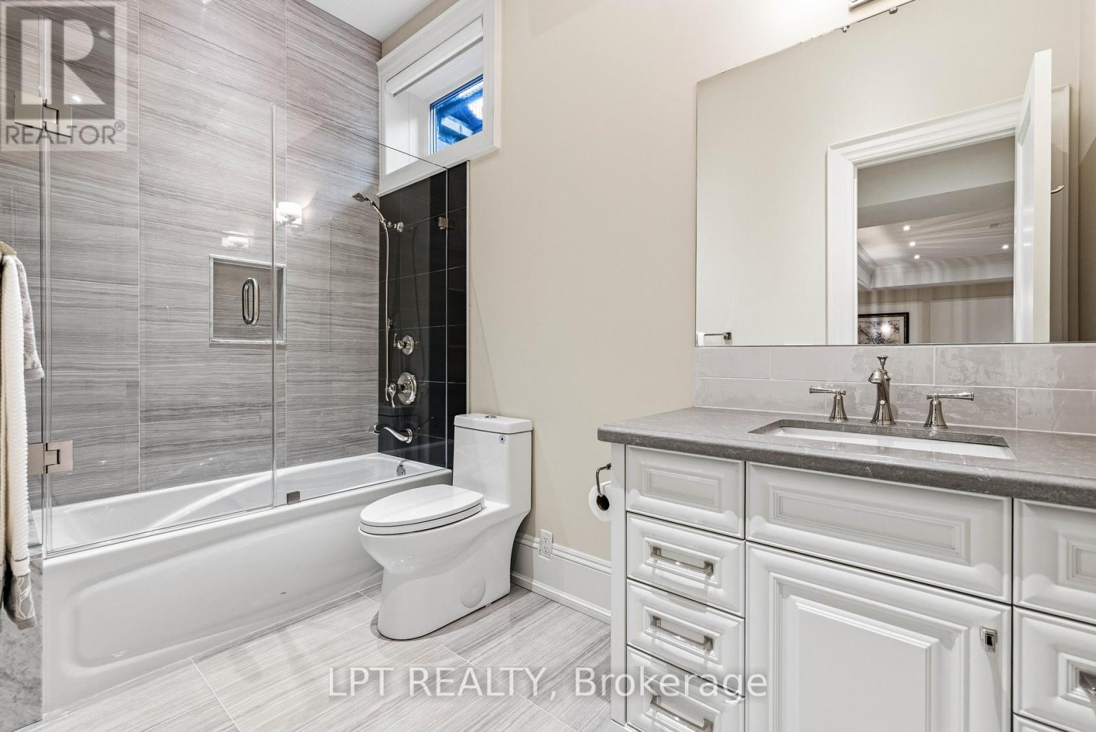 256 Patricia Drive, King, Ontario L7B 1H3 - Photo 48 - N13699128
