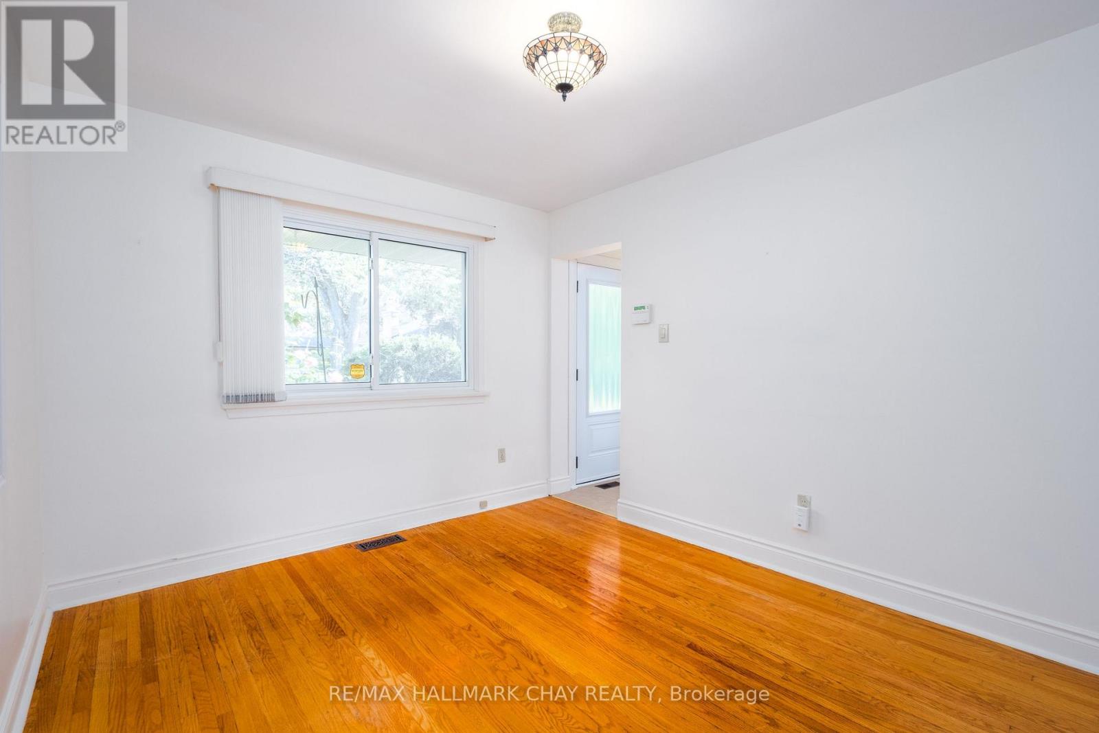 44 Amelia Street, Barrie, Ontario  L4M 1M6 - Photo 14 - S13699088