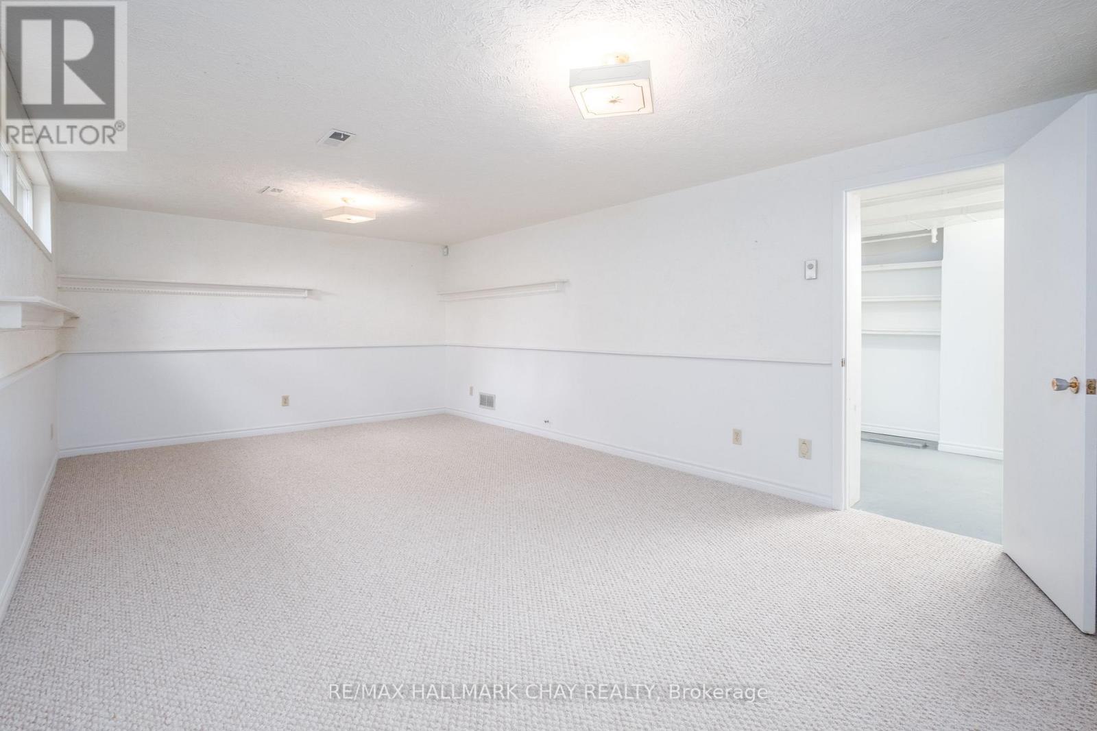 44 Amelia Street, Barrie, Ontario  L4M 1M6 - Photo 38 - S13699088