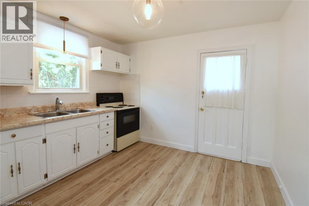 575 Upper Wentworth Street, Hamilton, Ontario  L9A 4V1 - Photo 10 - 40857189