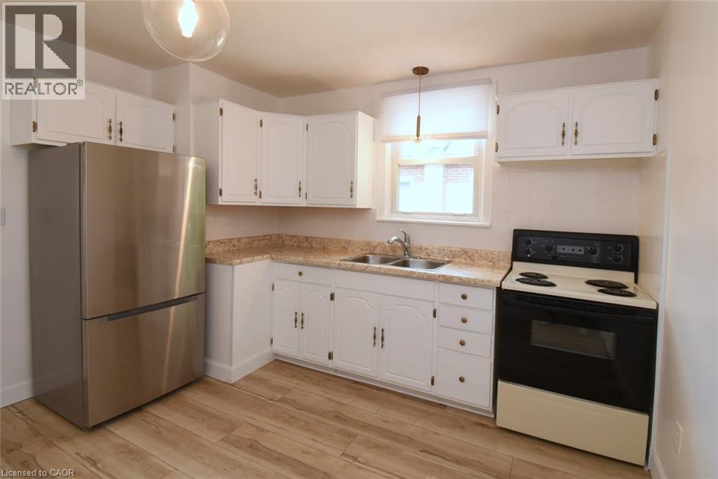 575 Upper Wentworth Street, Hamilton, Ontario  L9A 4V1 - Photo 12 - 40857189