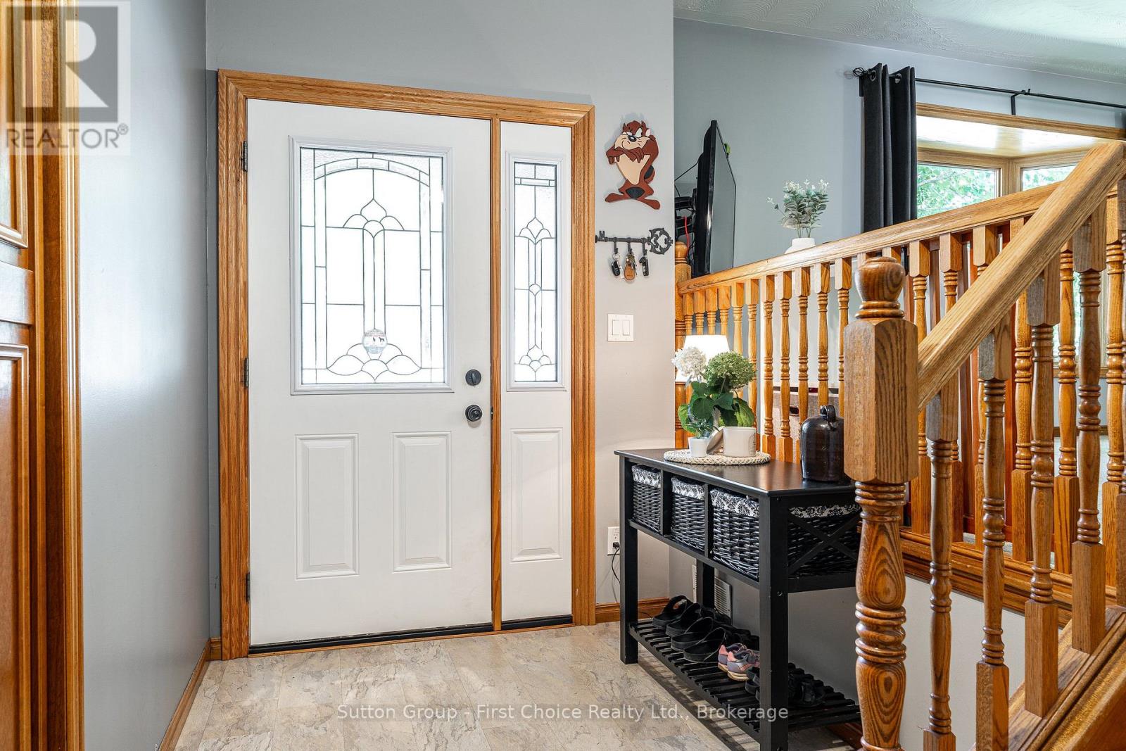 23 Sprung Court, Stratford, Ontario  N4Z 1G7 - Photo 3 - X13699086