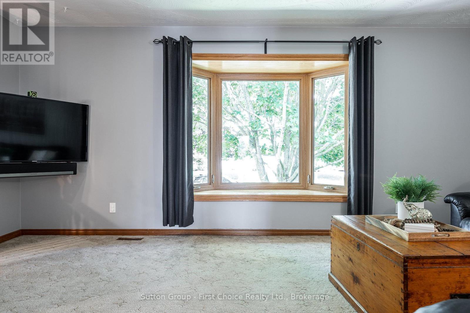 23 Sprung Court, Stratford, Ontario  N4Z 1G7 - Photo 5 - X13699086